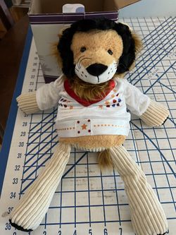 New In Box Scentsy Collectible 2015 Las Vegas Elvis Lion Buddy 