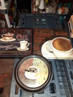 Cafe and clock art