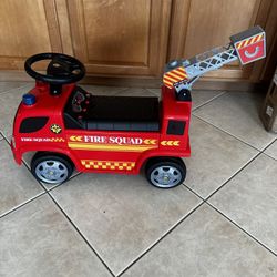 Ride On Fire truck Blows Bubbles