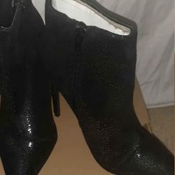 Sparkling Black Booties 
