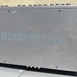 Allen & heath rack mixer