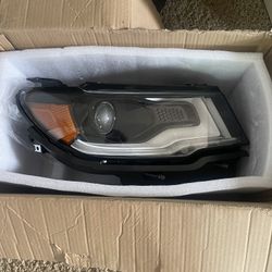 Brand New Hid Xenon Headlamp Assembly For A 2019