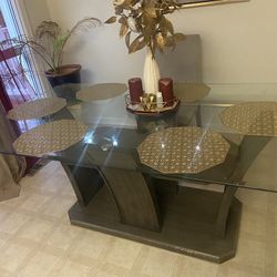 Used Dining Room Table! 