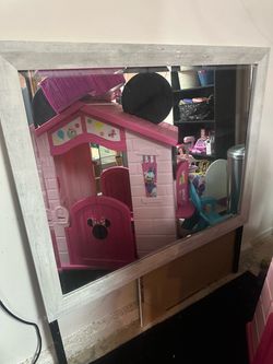 Dresser mirror