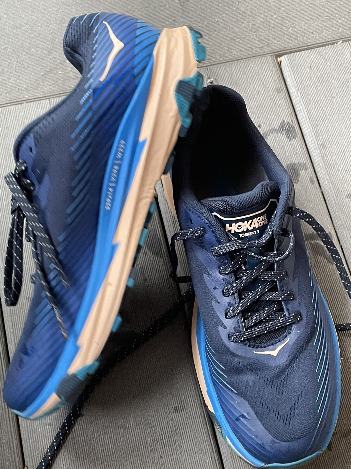 Hoka Woman Sneakers Size 9.5