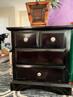 Black Wood Nightstand with 3 Drawers