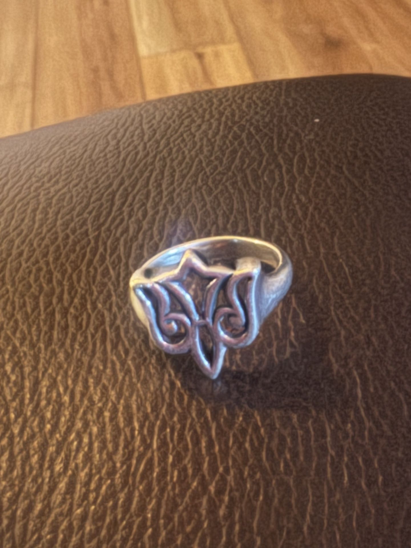 James Avery Dove angel Ring Size 7