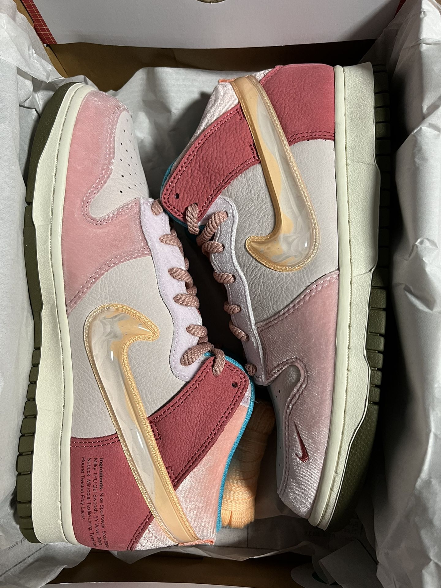 Nike Dunk Mid Social Status Free Lunch Strawberry Milk