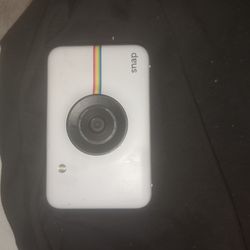 Polaroid Snap Instant Digital Camera with 10 Megapixels