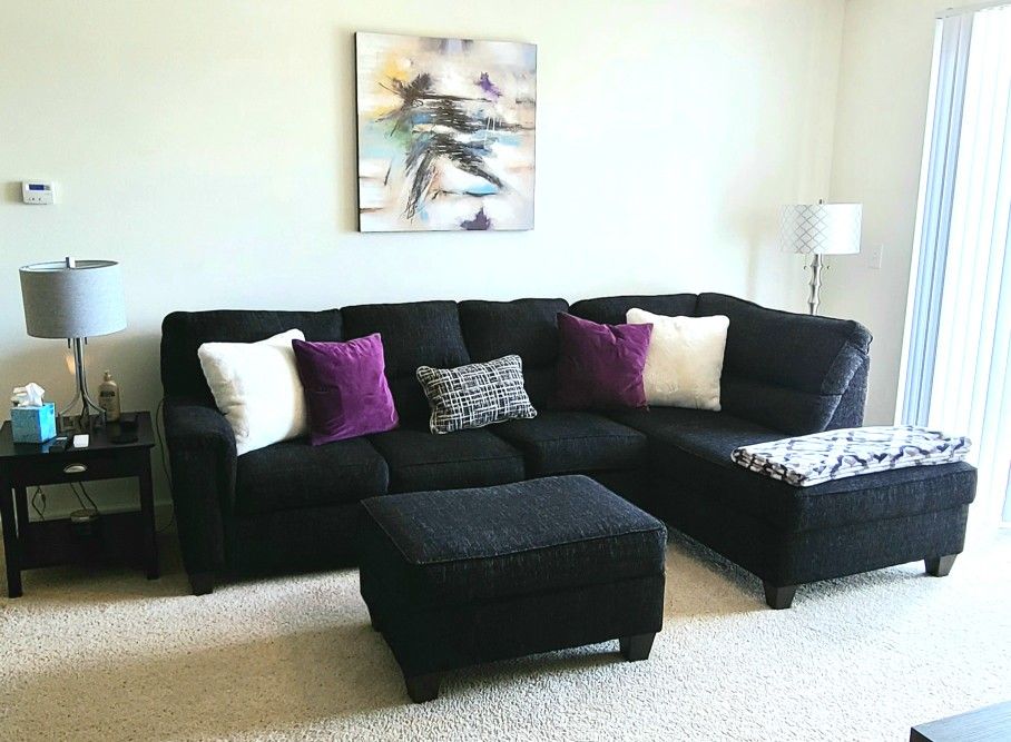 Excellent Sectional With Matching Ottoman