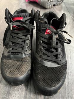 Rawlings Black Athletic Cleats