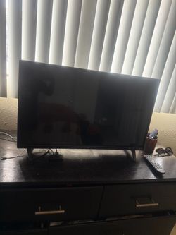 TV with Roku device