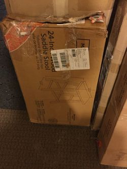 Wood saddle stool
