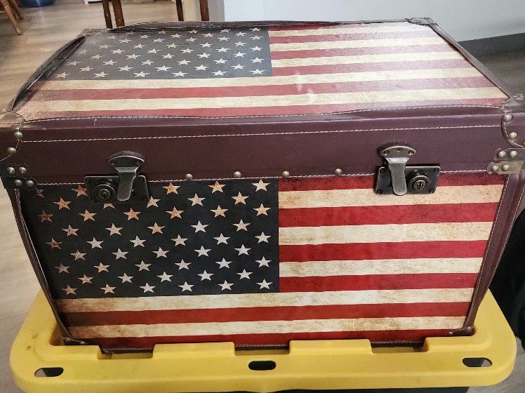 Large Wooden Decorative Storage Trunk Wood Leather Treasure Chest