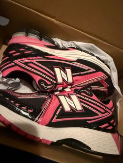 New balance shoes