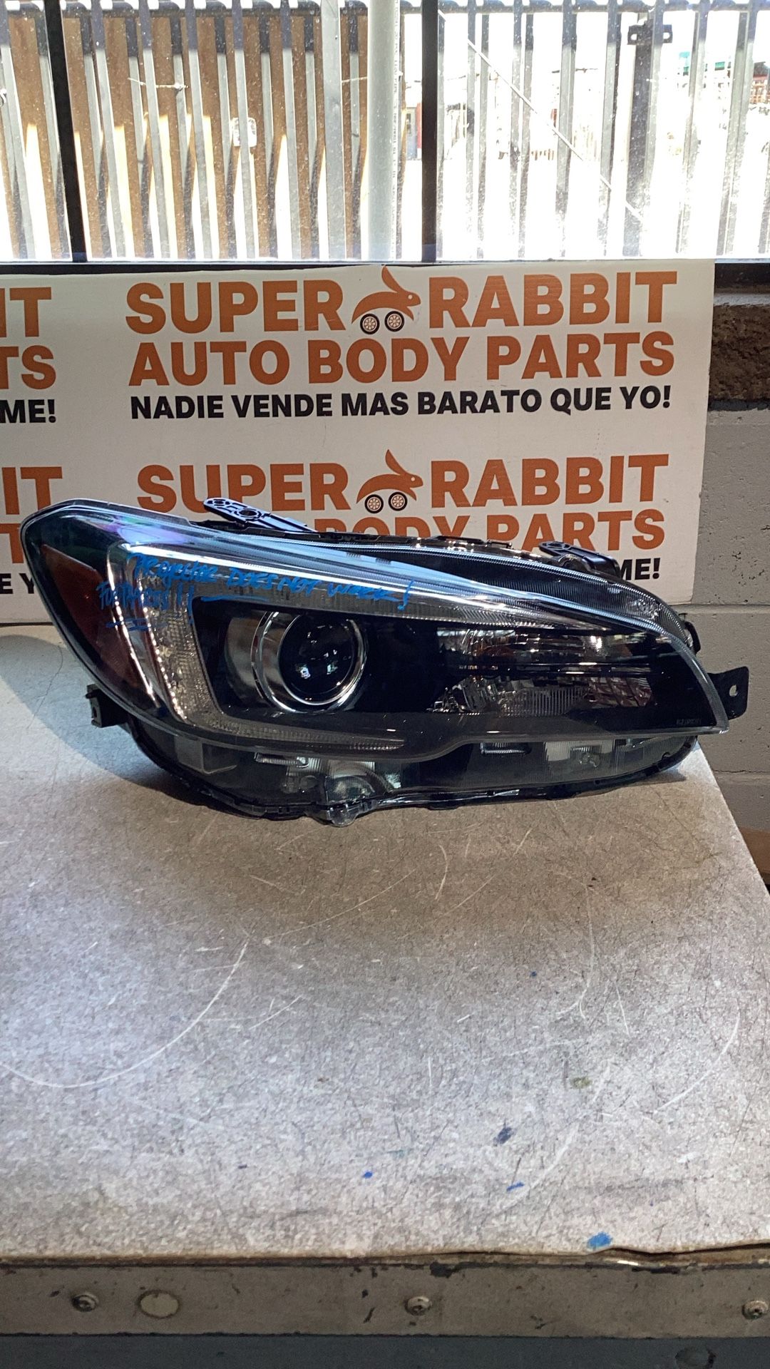 2018 Subaru STI WRX Passenger LED Headlight FOR PARTS‼️ 2021