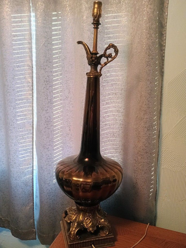 Mid Century Hollywood Regency Lamp