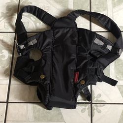 LIKE NEW INFANTINO BABY CARRIER!!!!