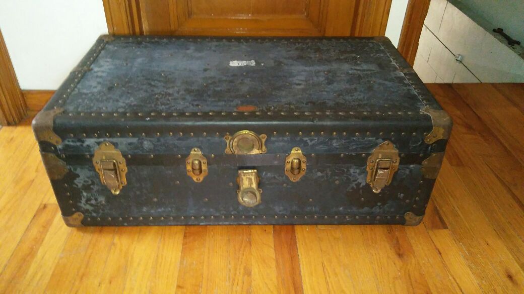 Antique Steamer Trunk with Insert, Gimbel Brothers, Everwear, Black Metal  for Sale in Bridgeville, PA - OfferUp