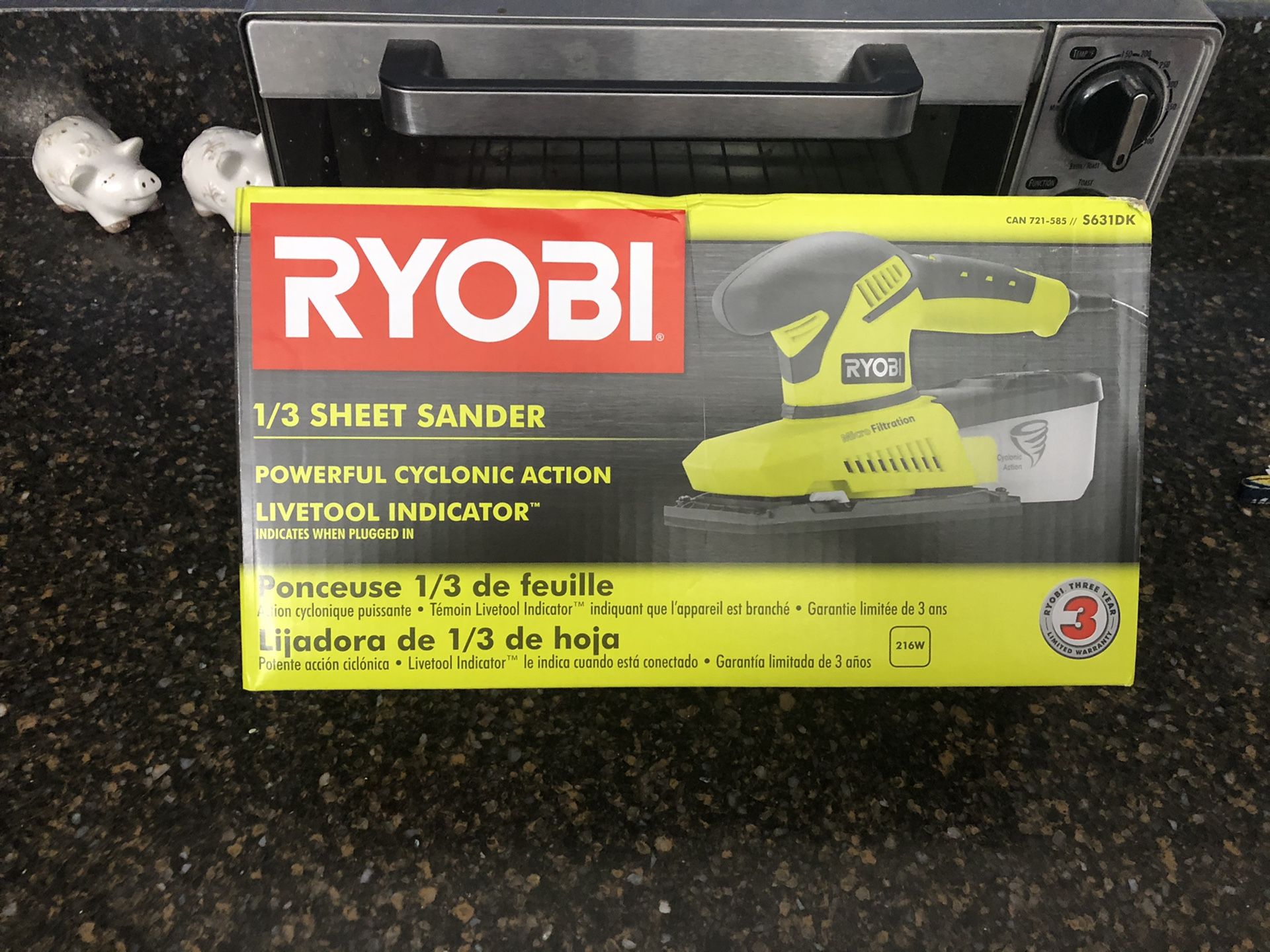 Ryobi 1/3 sheet sander, cord