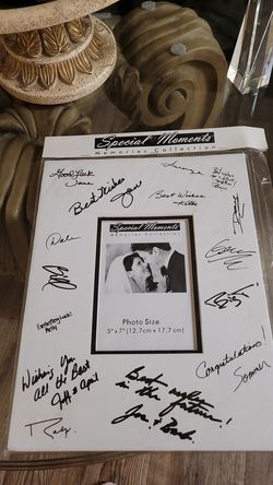 Wedding frame for picture & to sign frames
