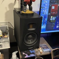 ADAM Audio T5V Studio Monitor Speakers Pair- See  description