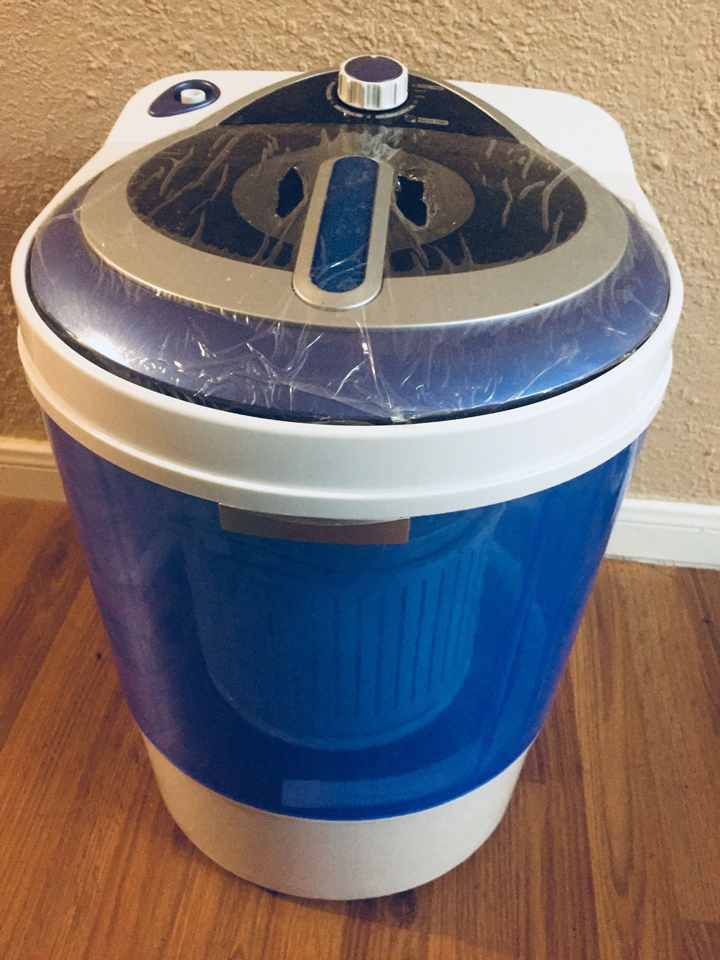 FATHER’s DAY SPECIAL—NEW ENSUE MINI PORTABLE WASHER & SPIN DRYER