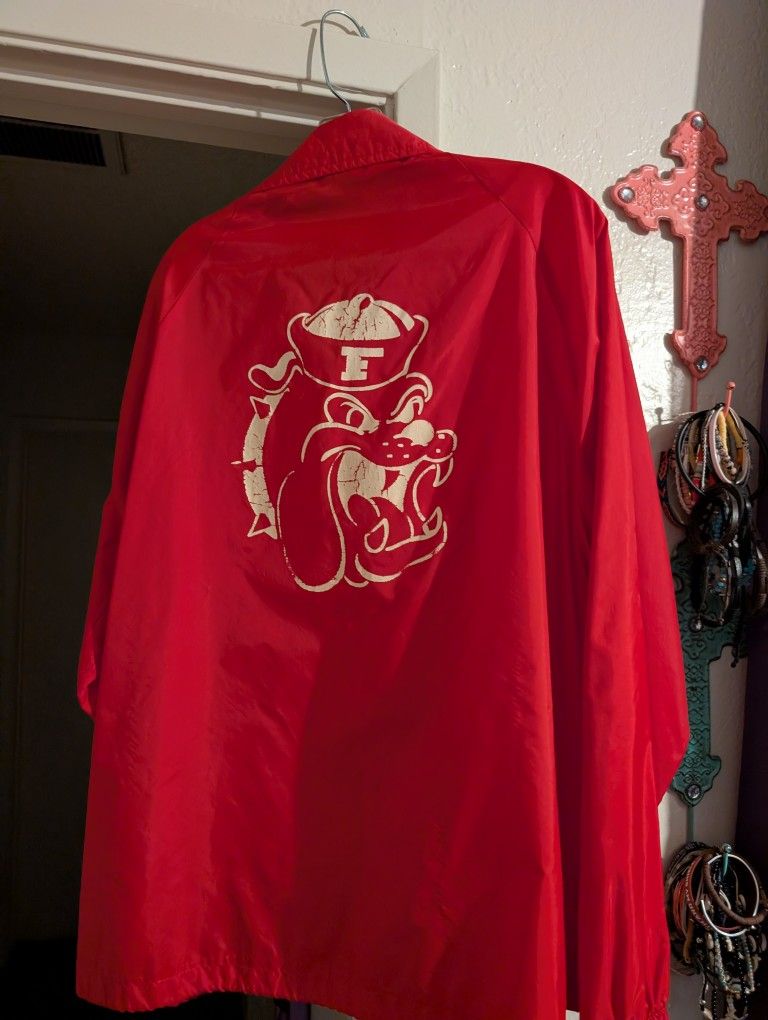 Vintage Fresno State bulldog windbreaker 1980
