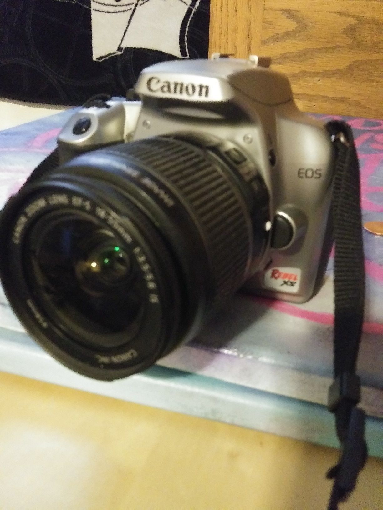 Canon eos rebel xs camera