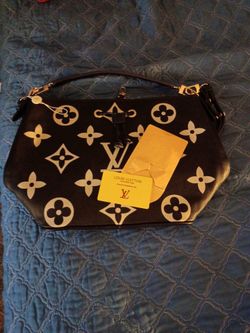 Louis vuitton  purse