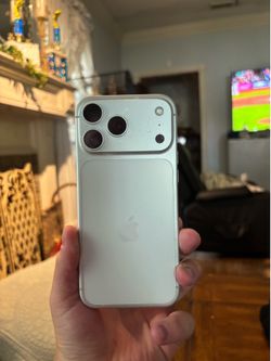 iPhone 17 pro max work but LOCKED
