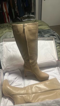NEW Vince Camuto Valeria2 Wide Calf Leather Boots | Size 7.5 | Soft Buff