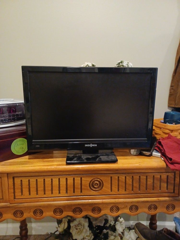 19 In. HDMI  Flat Screen Tv/computer Monitor 