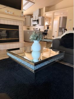 Mirrored tables