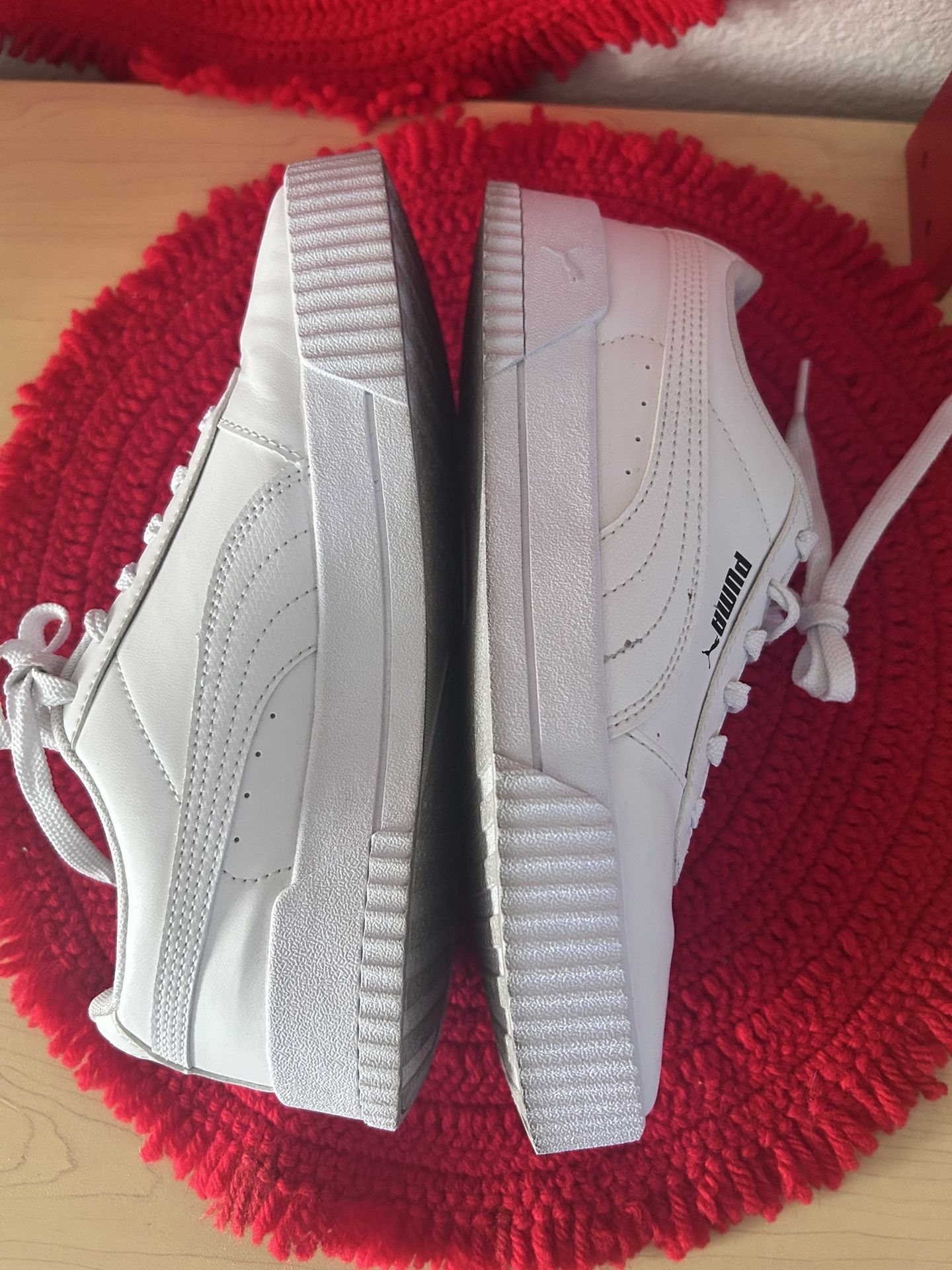 PUMA CORINA SHOES SIZE 7