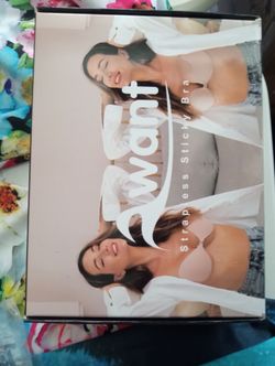 Awant sticky boob pads