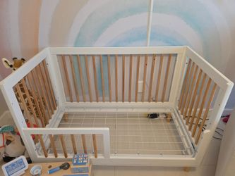 Baby leto Recliner and Crib