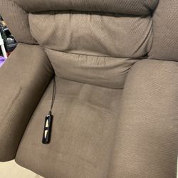 Lift Recliner With Remote Control 