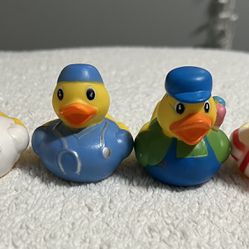 Rubber Duck  lot of 4 Doctor Carney cotton candy seller carnival Vynal 2” ducky