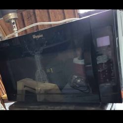 Over The Range Whirlpool Microwave 