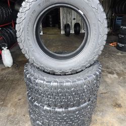 18 INCH TIRE LT 275/65R18 BF GOODRICH ALL-TERRAIN 