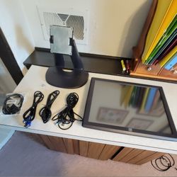 19 Inch ELO Touchscreen 