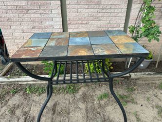 Mesa de afuera / patio table