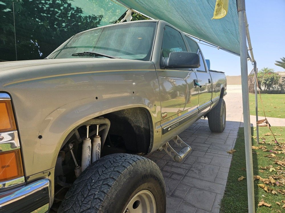2000 Chevrolet 3500