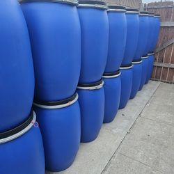 35 Gallons Drums With Removable Lid (BARRILES)(Containers)