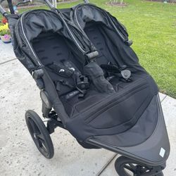 summit™ X3 double jogging stroller