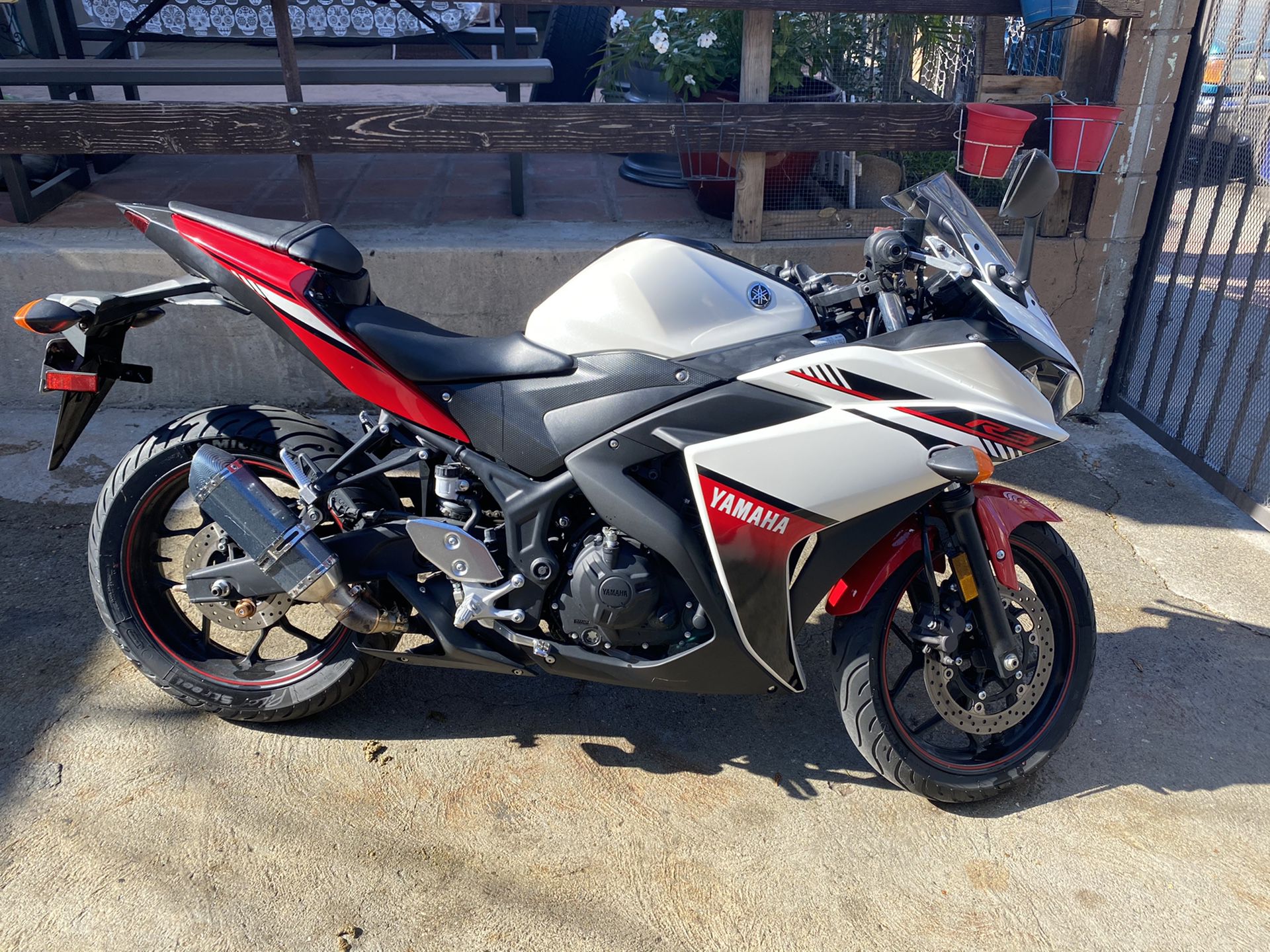 2016 Yamaha R3