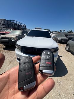 Llaves de autos / car keys and remotes