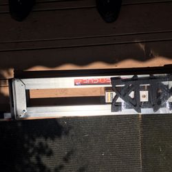 Shut N Cut Centerfire Insulation Cutter 