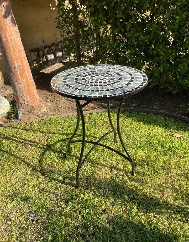 Outdoor Side Table, Mosaic Round End Table with 14" Ceramic Tile Top for Patio Porch Decor, Indoor & Outdoor Accent Table, Coffee Tabl